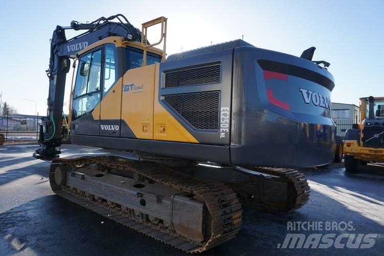 Volvo EC 250 E NL Pásová rýpadla