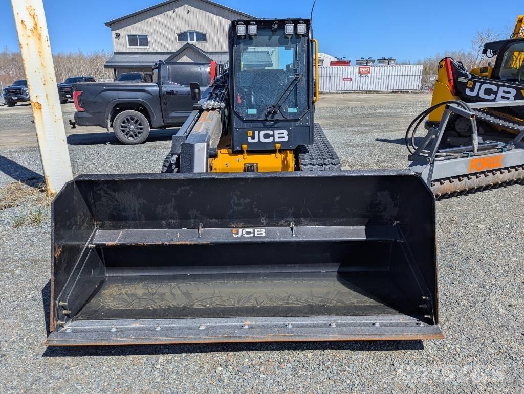 JCB 3TS-8T Smykem řízené nakladače