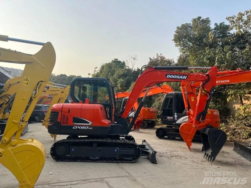 Doosan DX 60-9C Mini rýpadla < 7t