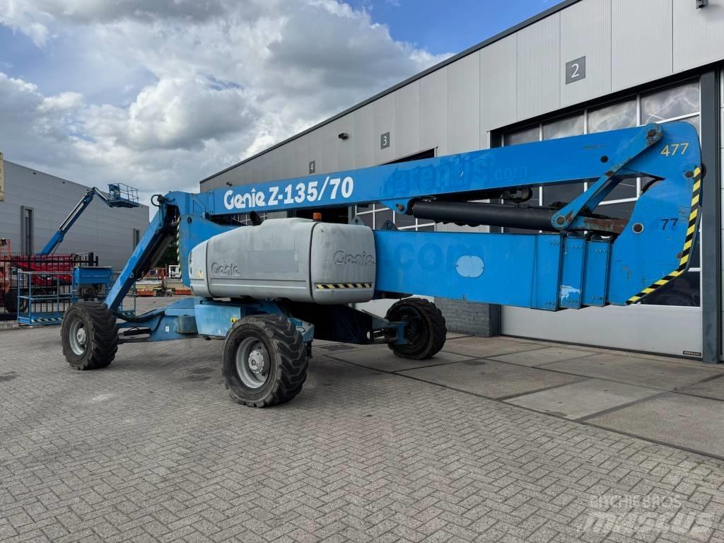 Genie Z 135/70 Kloubové plošiny
