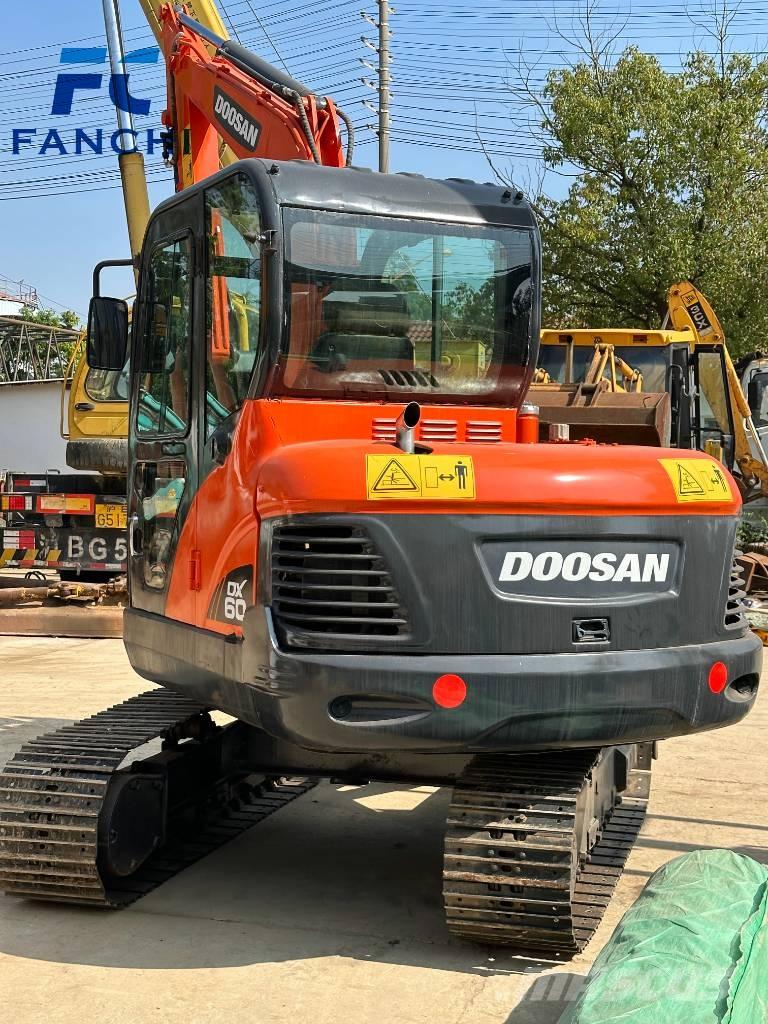 Doosan DX 60-9 C Pásová rýpadla