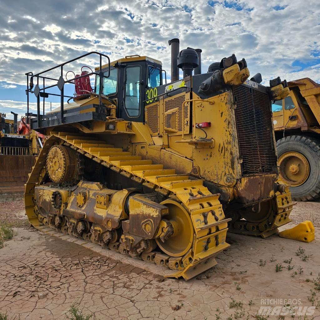 CAT D11R Pásové dozery