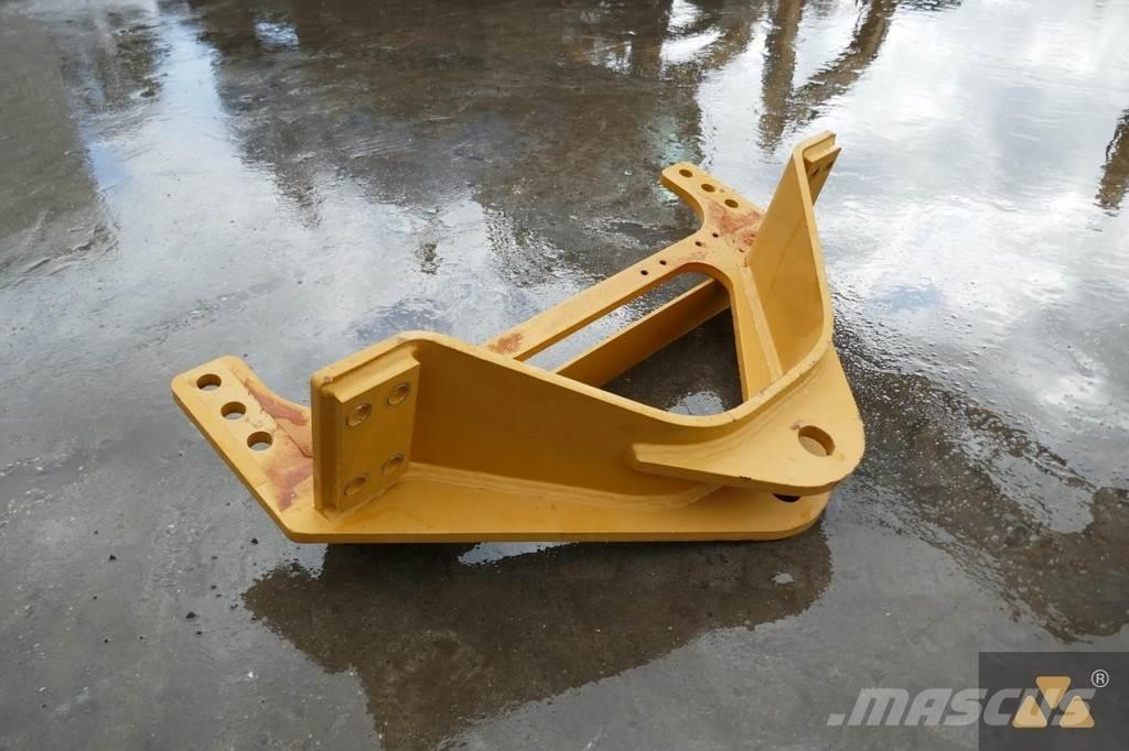 CAT 140M3 Drawbar Doprava – ostatní