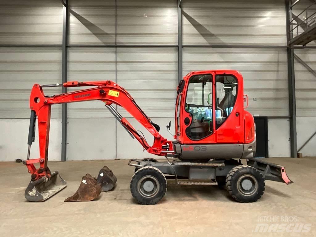 Neuson 6503 WD Kolová rýpadla