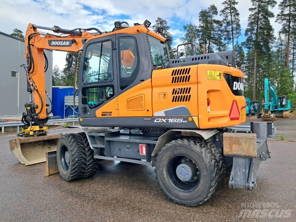 Doosan DX 165 W-5 Kolová rýpadla