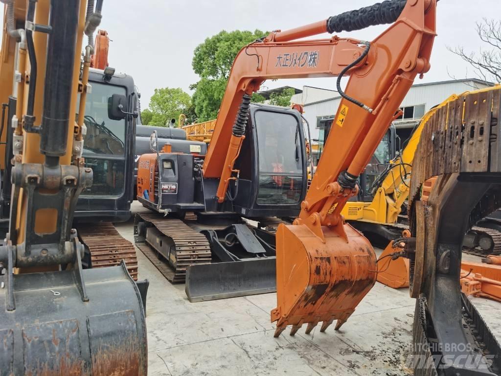 Hitachi ZX 70 Pásová rýpadla