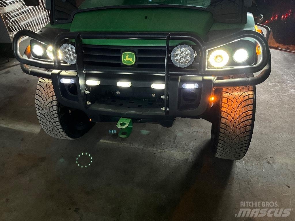 John Deere 855 D Užitková vozidla (UTVs)