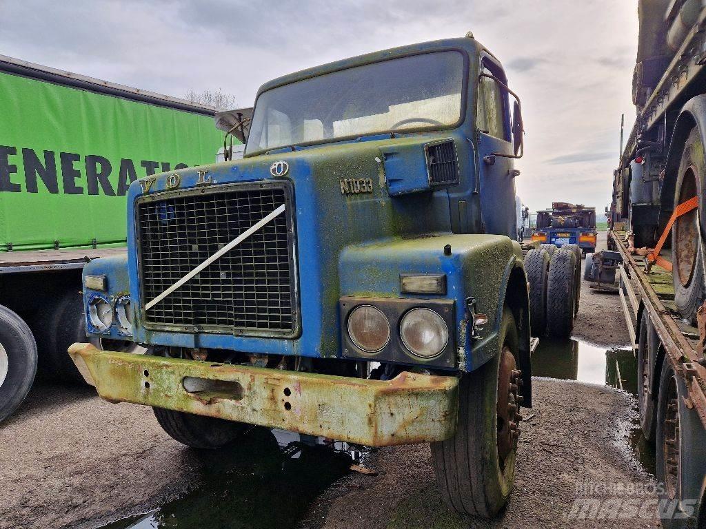 Volvo N1033 6X4 Nákladní vozidlo bez nástavby