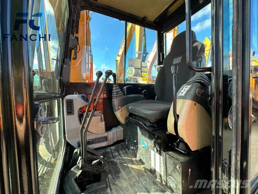 CAT 305.5 E 2 Pásová rýpadla