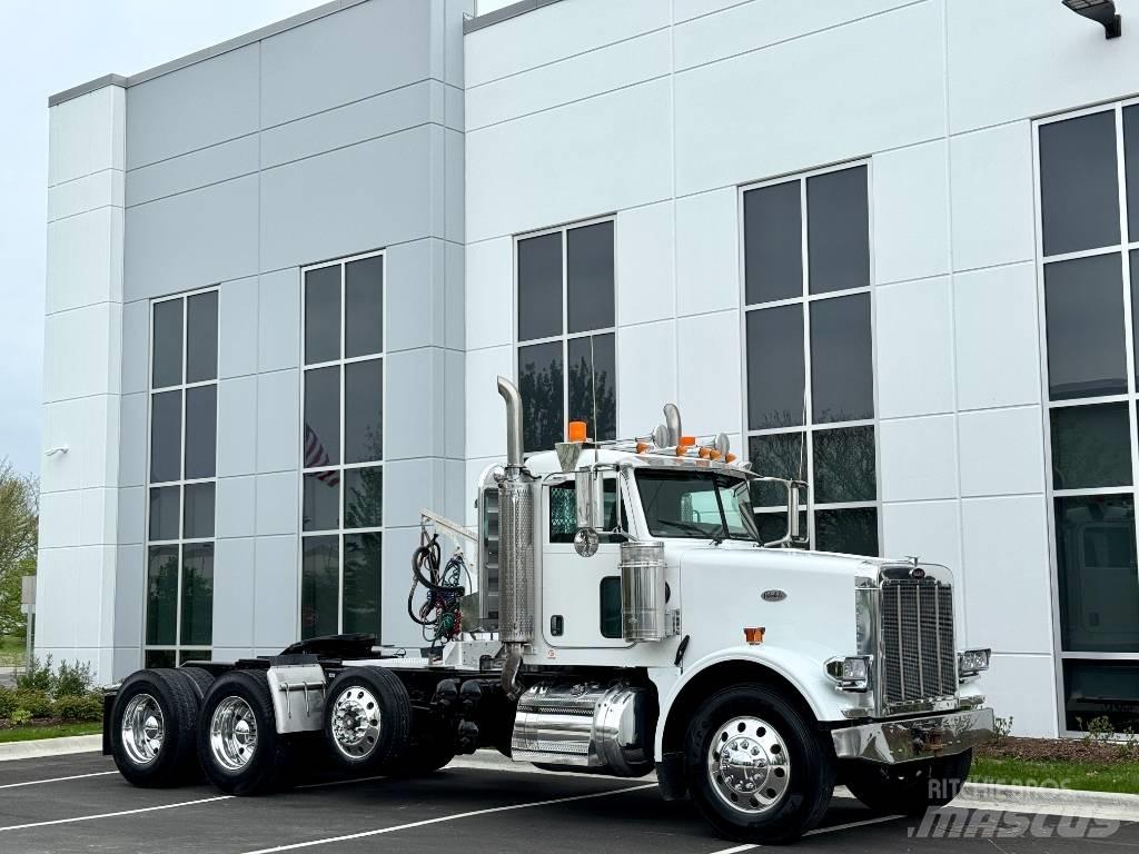 Peterbilt 357 Tahače