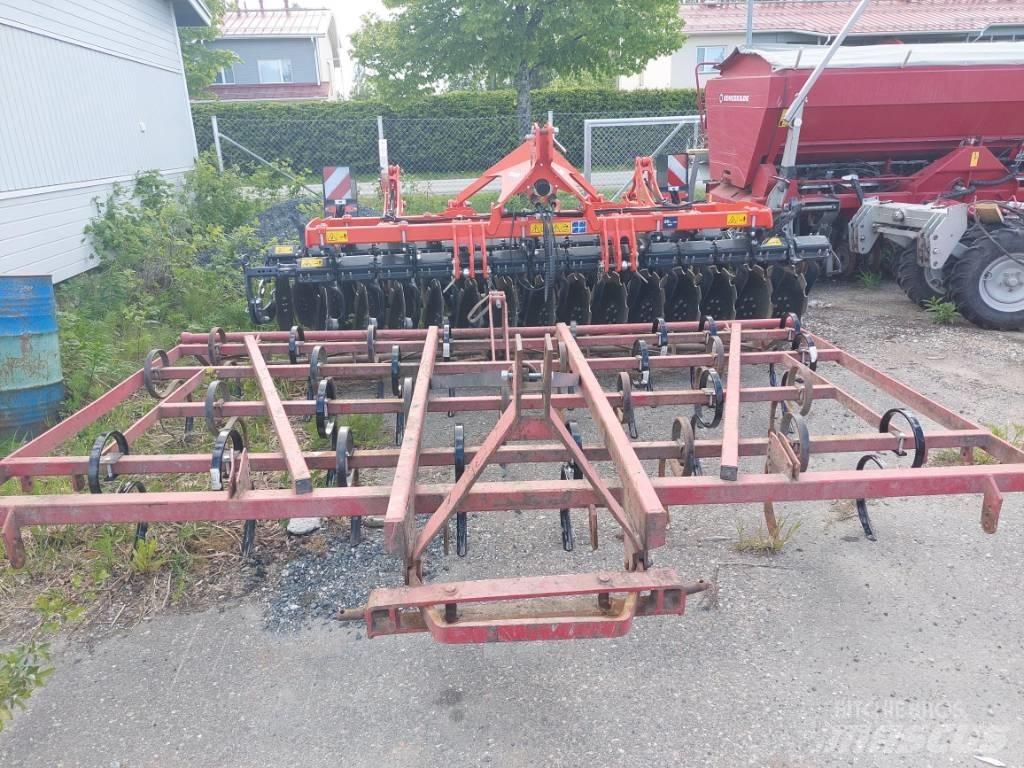 Potila 340 Brány