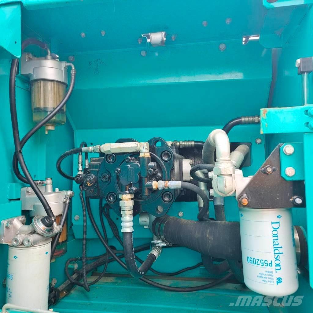 Kobelco SK 200 Pásová rýpadla