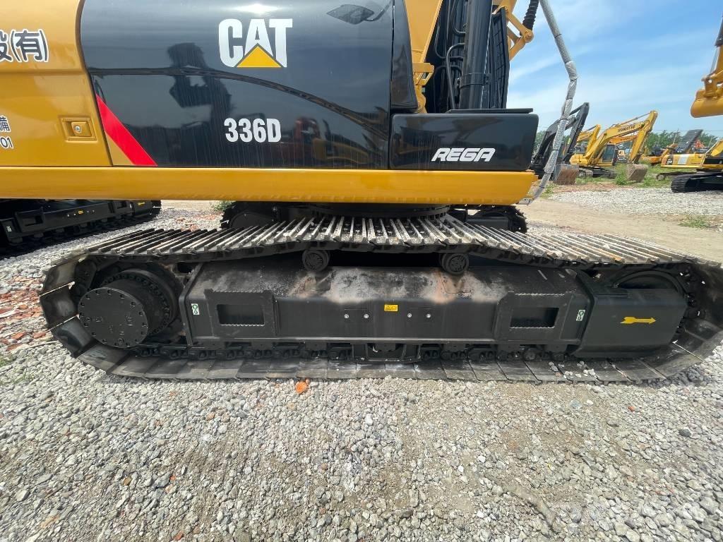 CAT 336D2 Pásová rýpadla