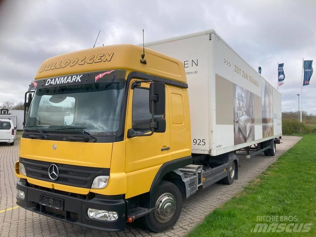 Mercedes-Benz 822 Tahače