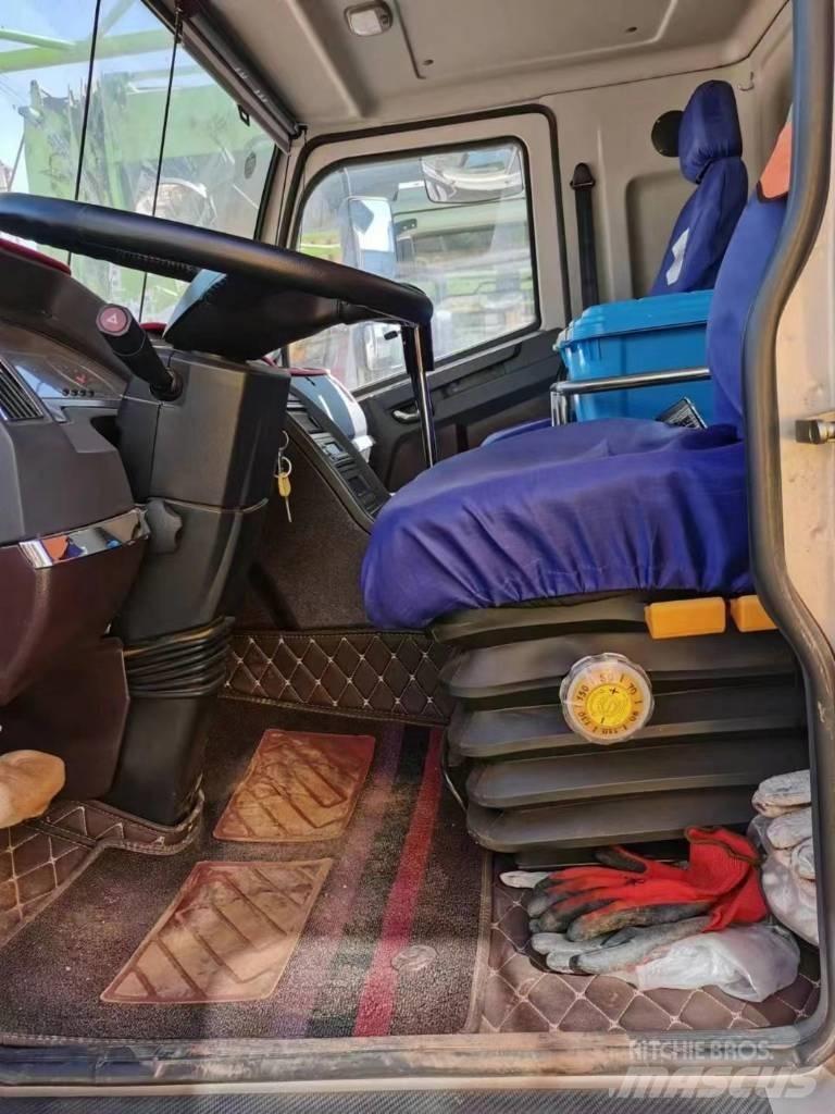 XCMG QY 70 K Univerzální terénní jeřáby