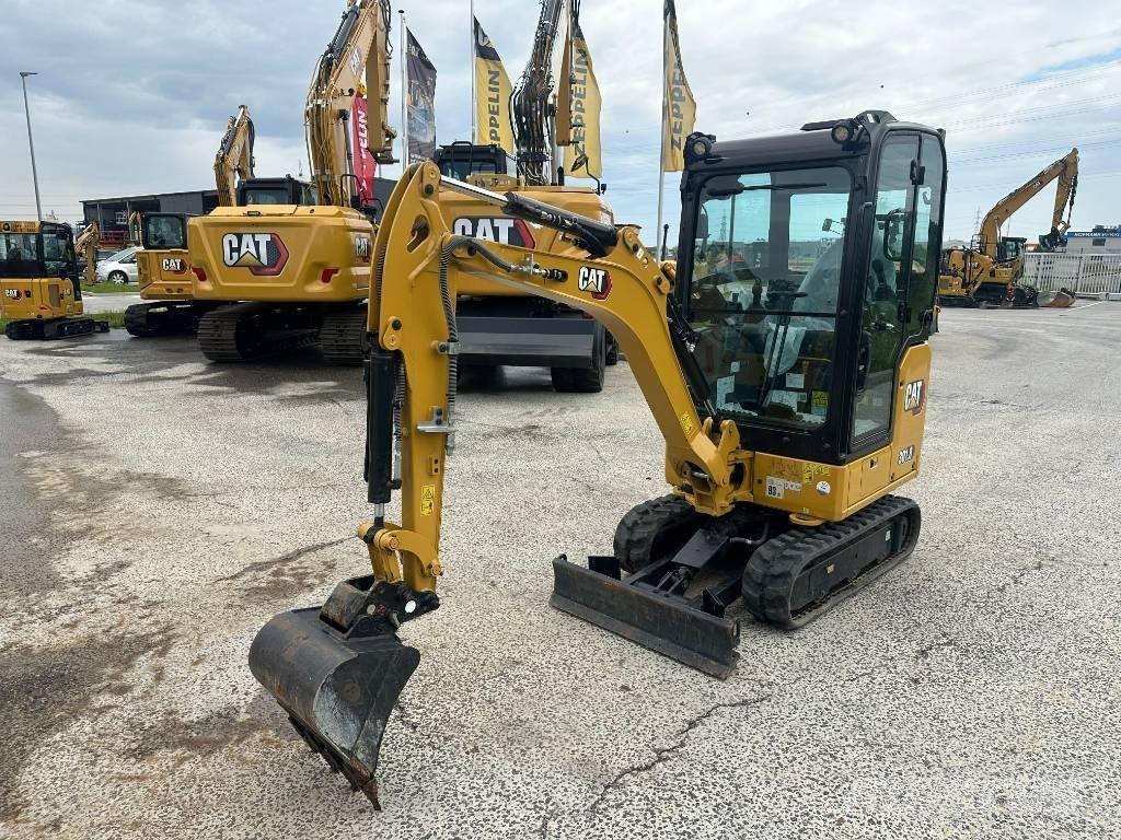 CAT 301.8 Mini rýpadla < 7t