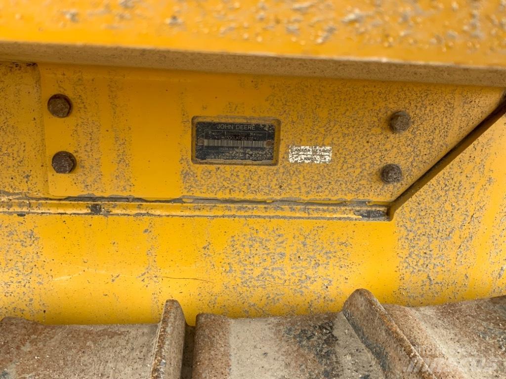 DEERE 750K Pásové dozery