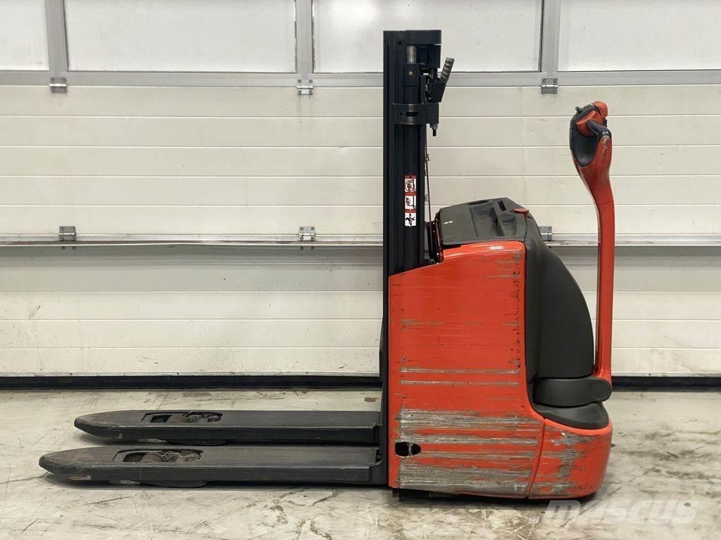 Linde L12 I Ručně vedené vysokozdvižné vozíky