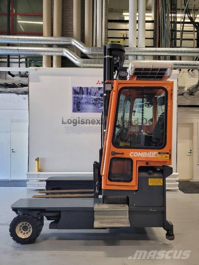 Combilift C 4000 4 cestní vysokozdvižné vozíky