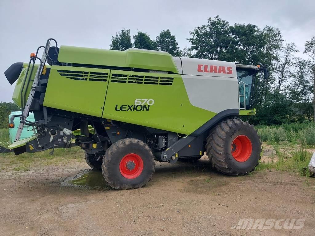 CLAAS Lexion 670 Sklízecí mlátičky
