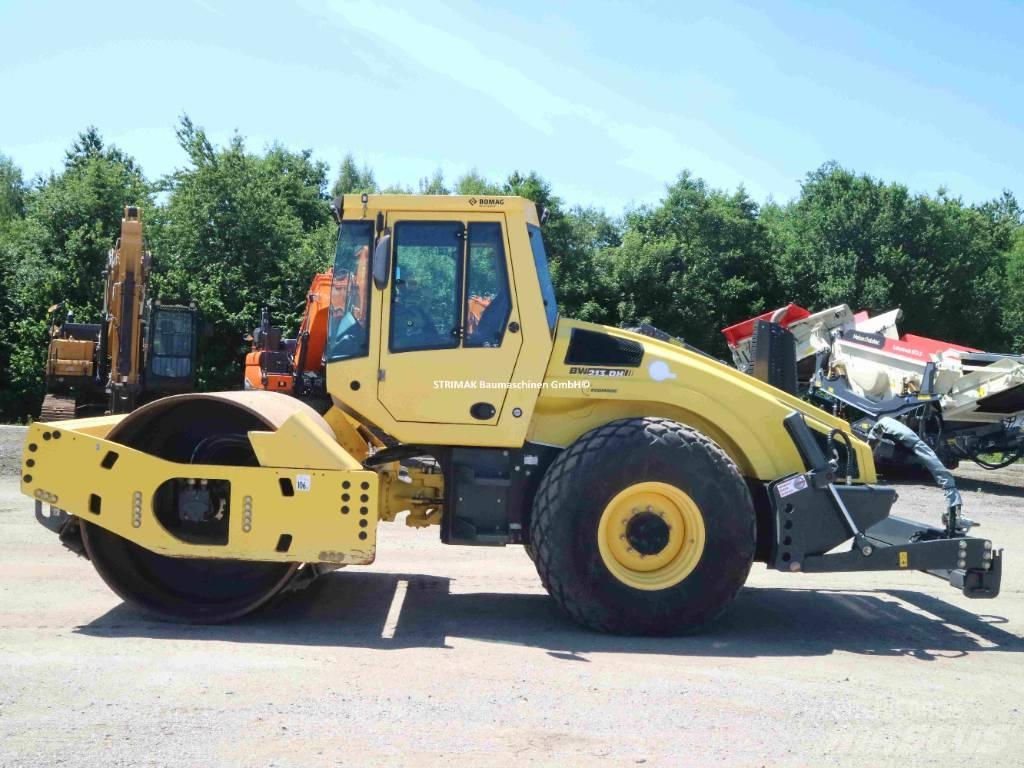 Bomag BW 213 D H-4 i Půdní kompaktory
