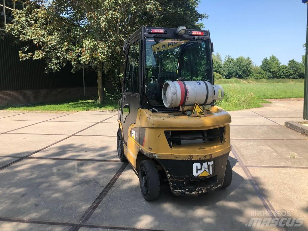 CAT GP 25 N LPG vozíky