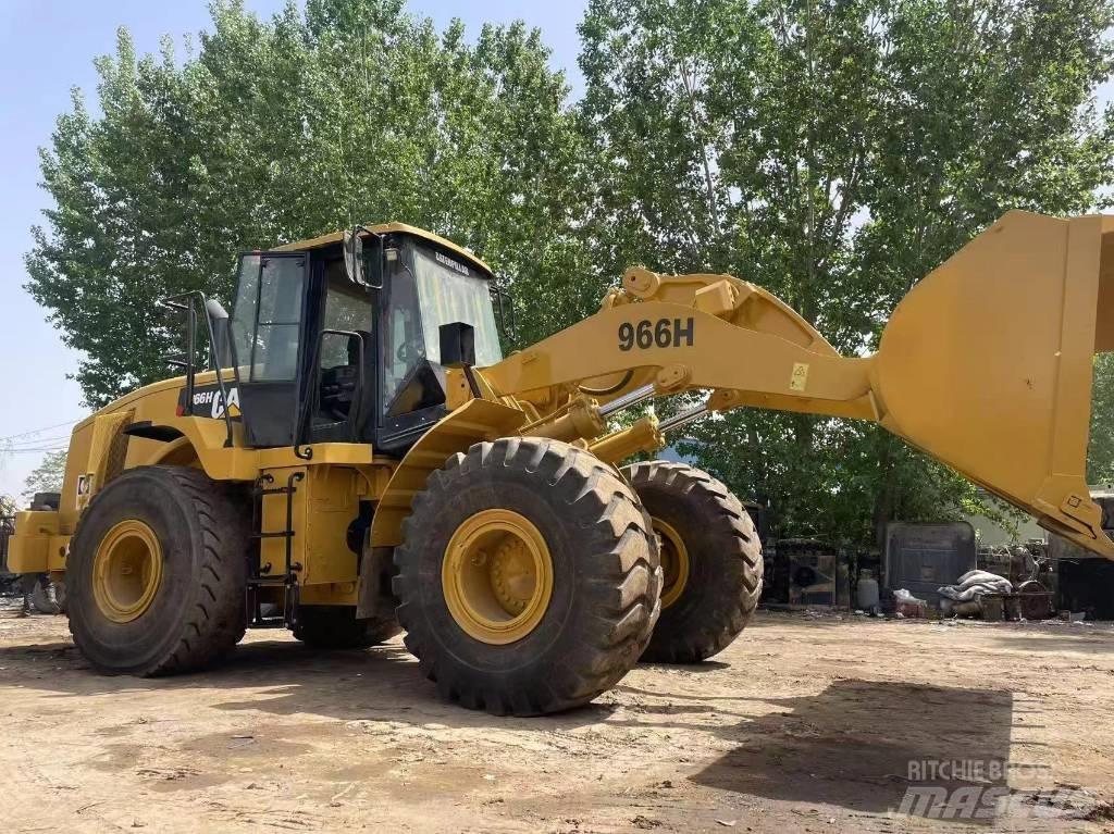 CAT 966 Kolová rýpadla