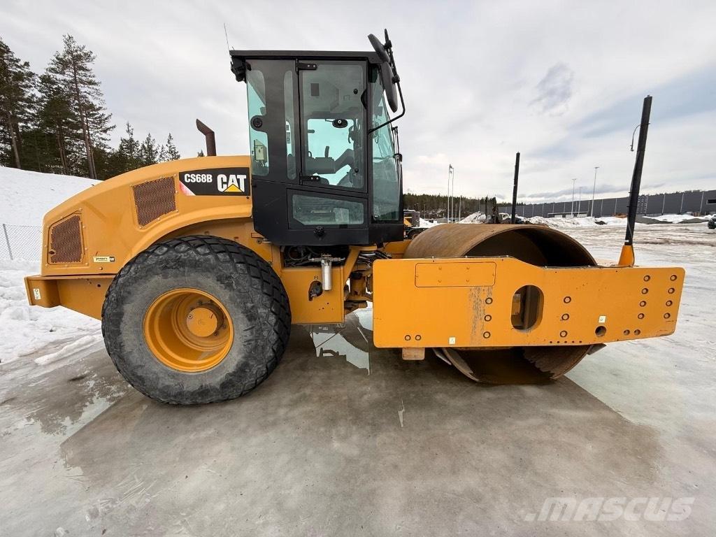 CAT CS 68 B Tahačové válce