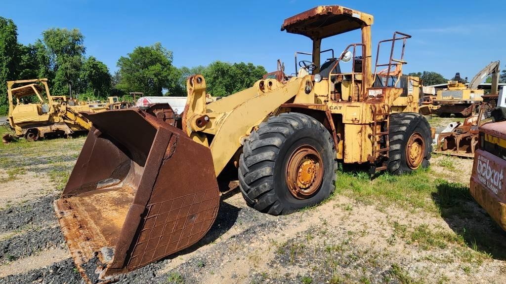CAT 966 D Kolové nakladače