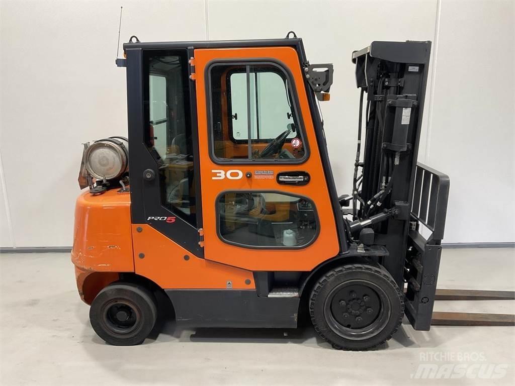 Doosan G30E-5 LPG vozíky