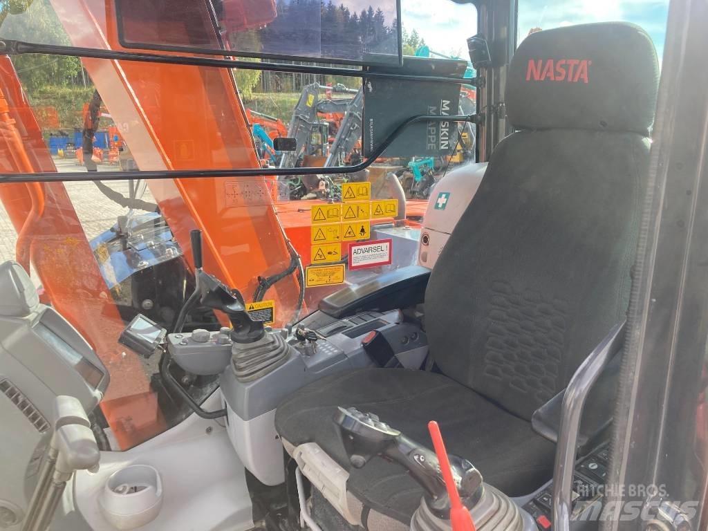 Hitachi ZX 85 US-5 Midi rýpadla 7t - 12t