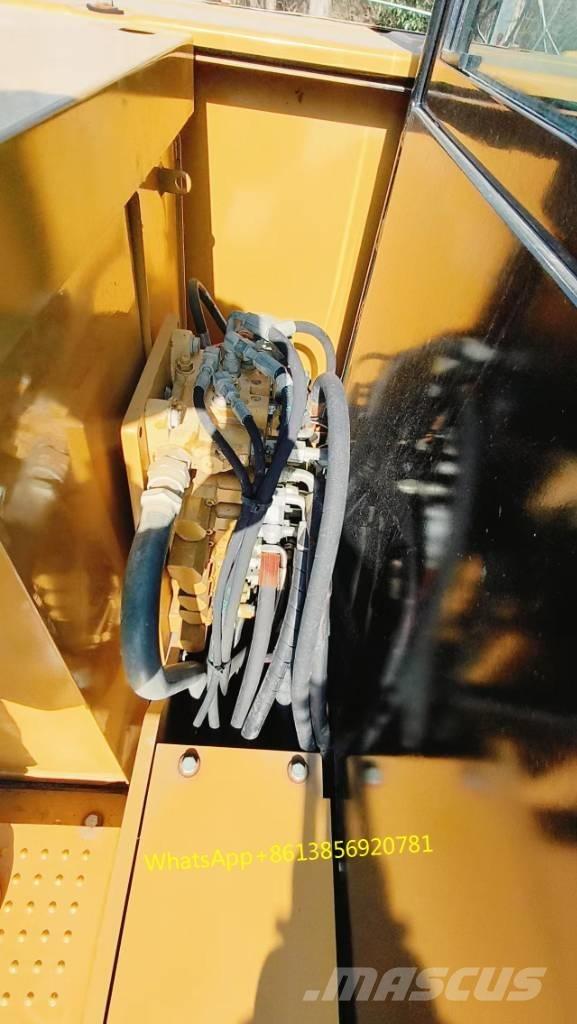 CAT 306 Mini rýpadla < 7t