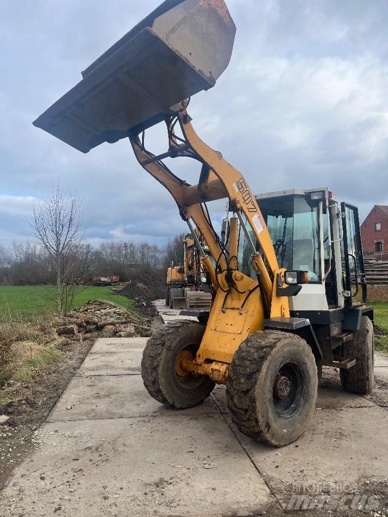 Liebherr 507 Kolové nakladače