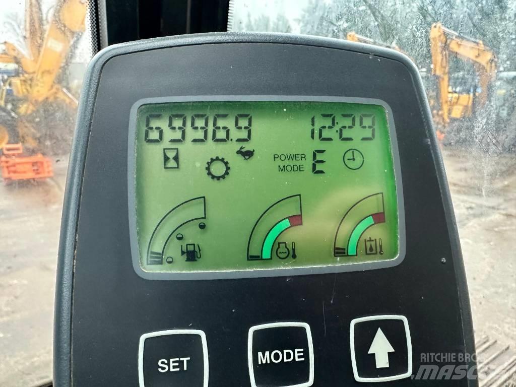JCB JZ 255 LC Pásová rýpadla