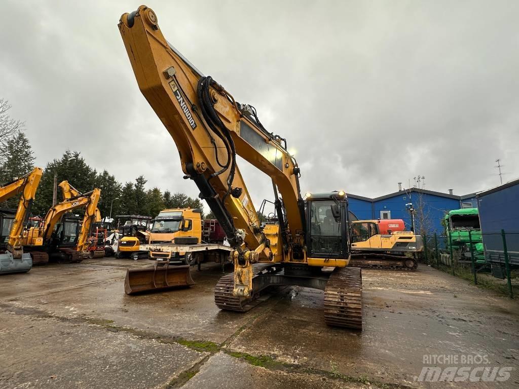JCB JZ 255 LC Pásová rýpadla
