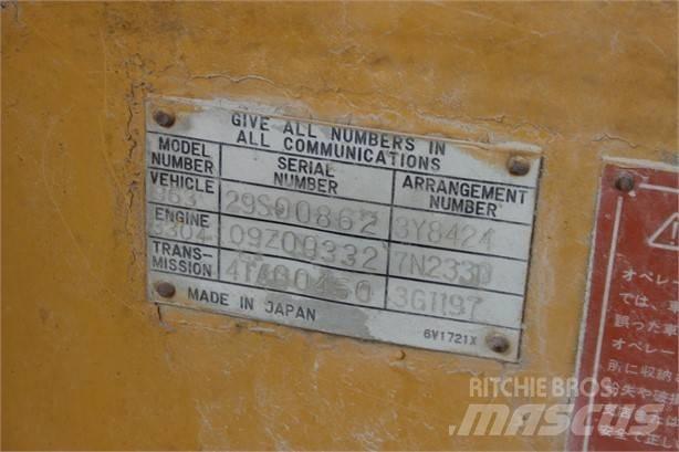 CAT 963 Pásové nakladače