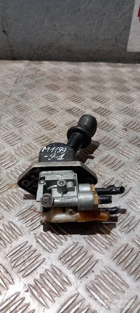 MAN TGM    81523156156 Kabiny a interiér
