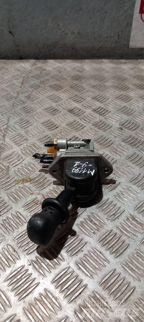 MAN TGM    81523156156 Kabiny a interiér