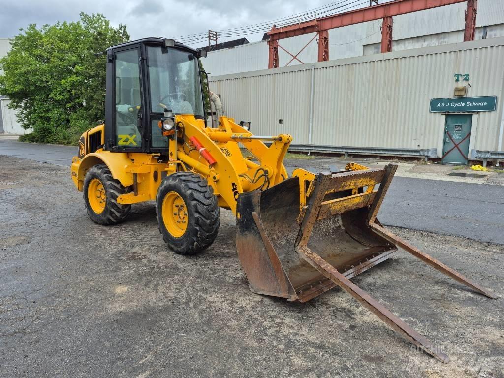 JCB 407 B Kolové nakladače
