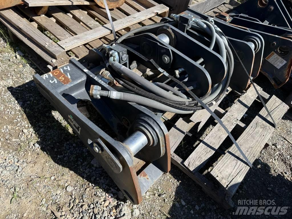 Komatsu WA320 QC Rychlospojky
