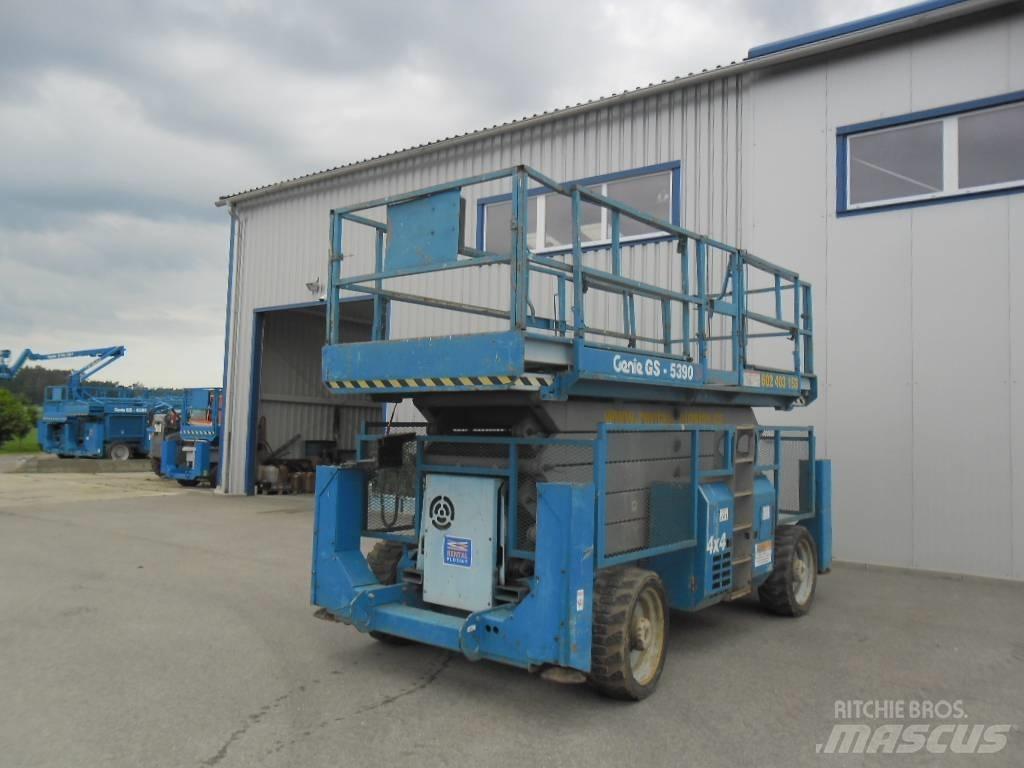 Genie GS 5390 RT Nůžková zvedací plošina