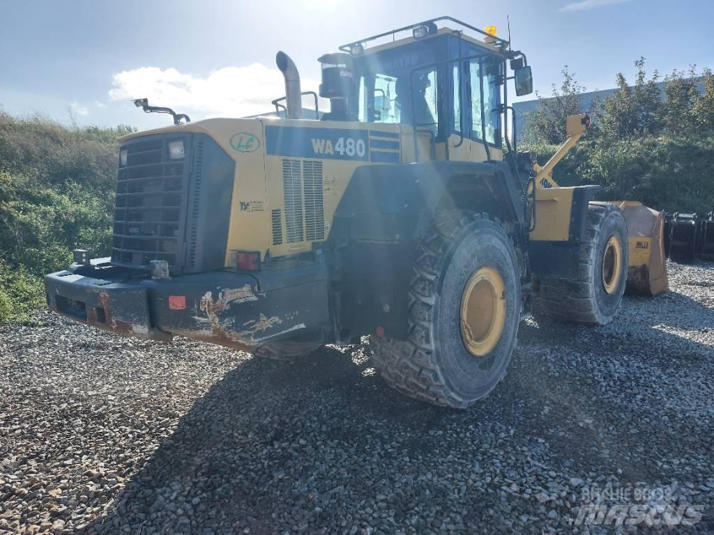 Komatsu WA480-6 Kolové nakladače