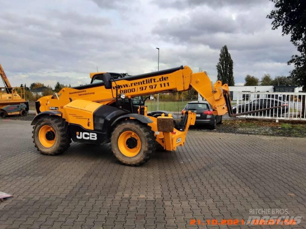 JCB 540-140 Teleskopické manipulátory