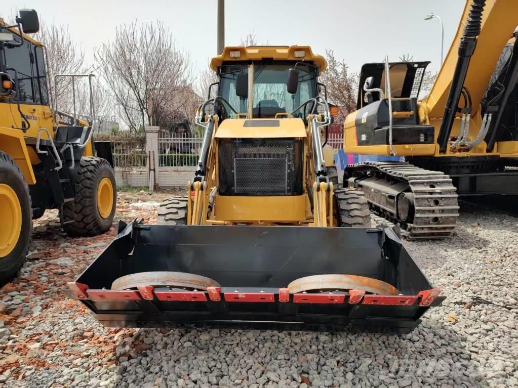 CAT 420F Rýpadlo-nakladače