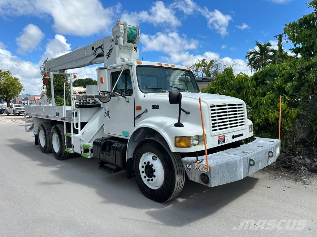 International 4900 Další