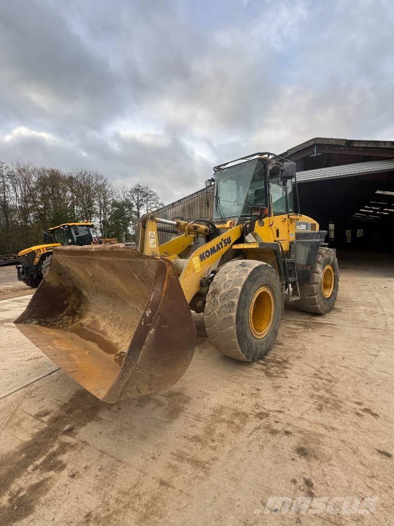 Komatsu WA 200-5 Kolové nakladače