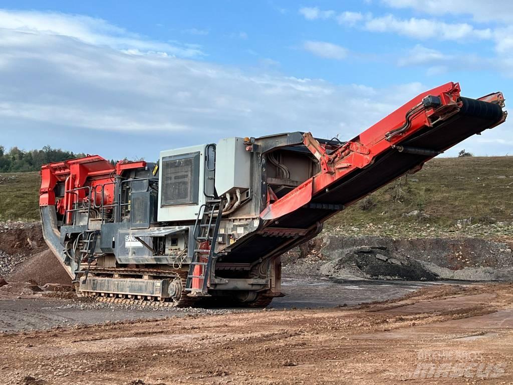 Sandvik QI240 Mobilní drtiče