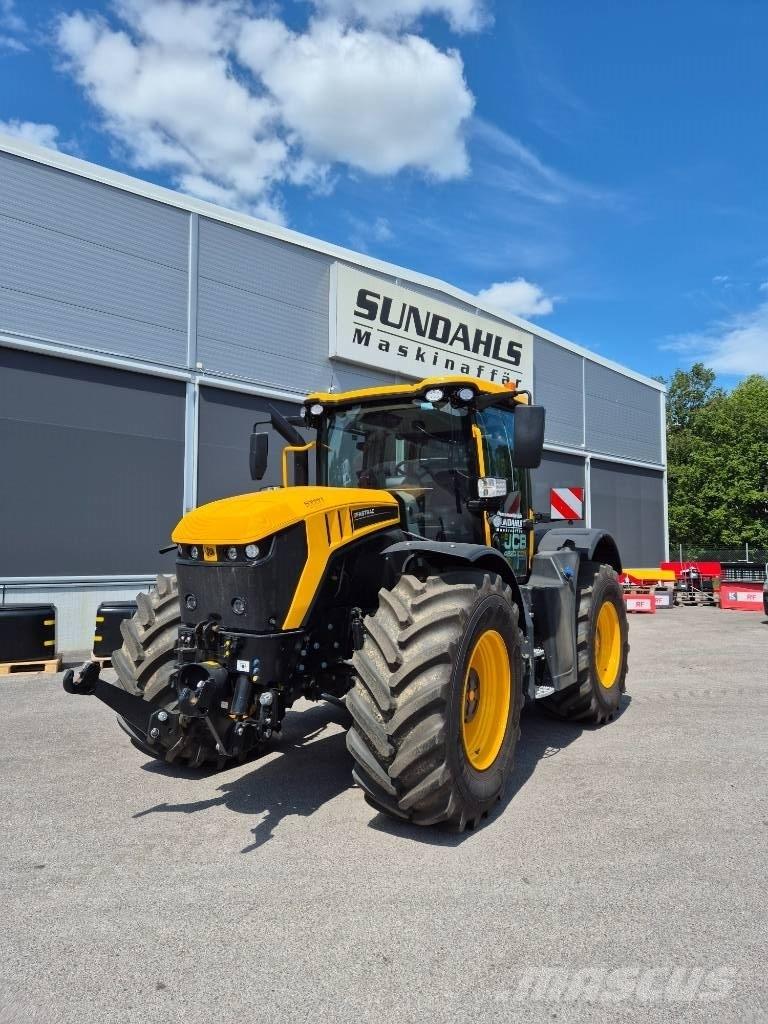 JCB Fastrac 4220 Traktory