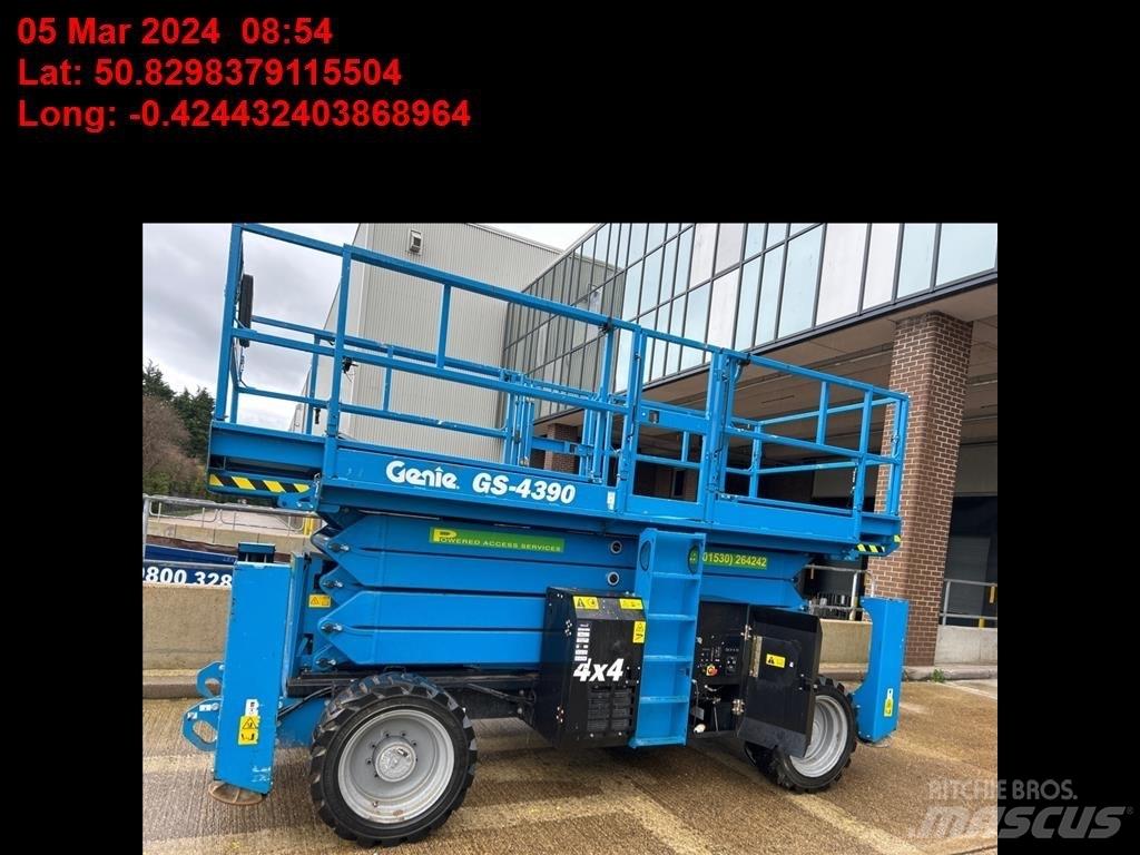 Genie GS 4390 Nůžková zvedací plošina