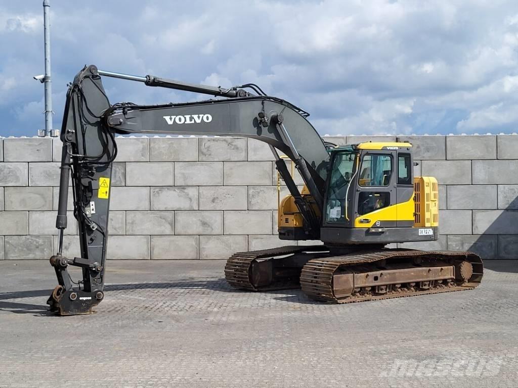 Volvo ECR 235 DL Pásová rýpadla